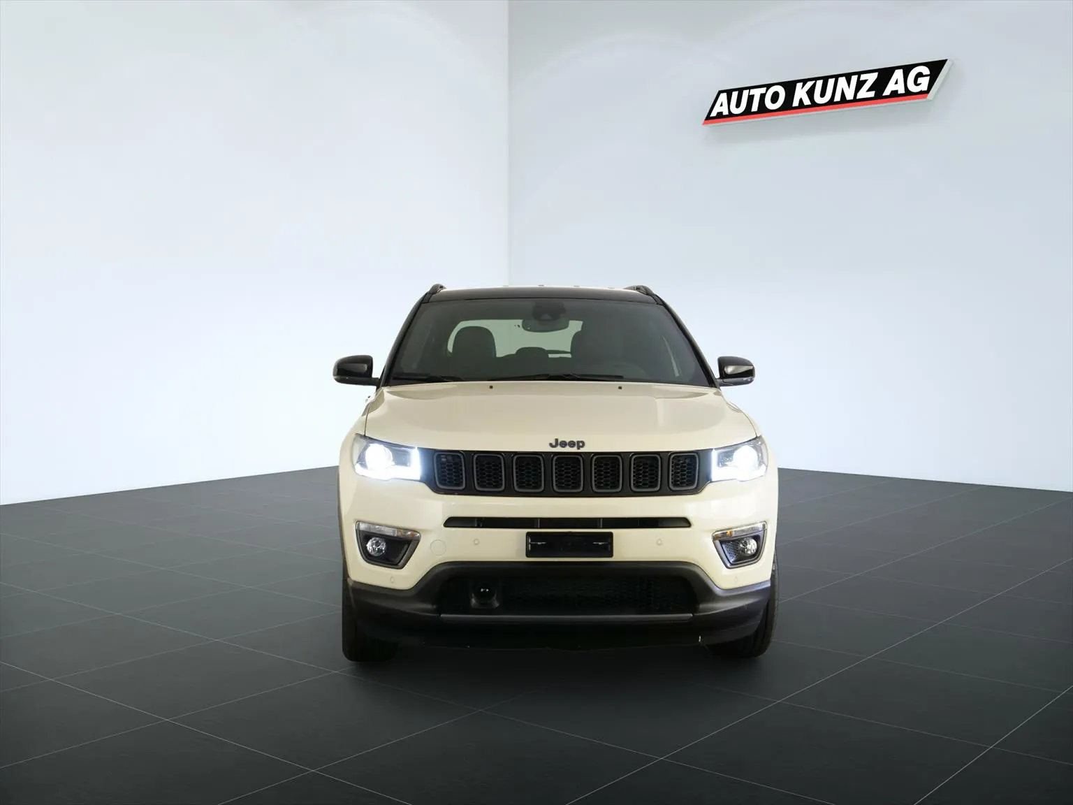 Jeep Compass 1.3 S AWD PHEV Plug-in Hybrid BiColor  Image 3