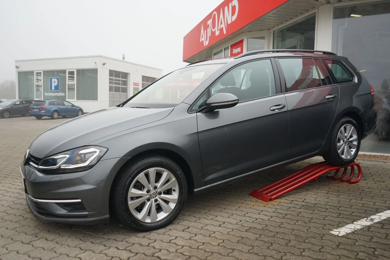 Volkswagen Golf Variant 1.5TSI DSG...  Image 2