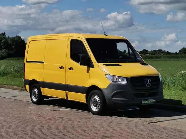 Mercedes-Benz Sprinter 211 CDI Image 4