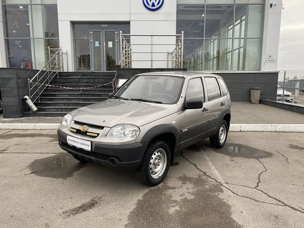 Chevrolet Niva Image 1