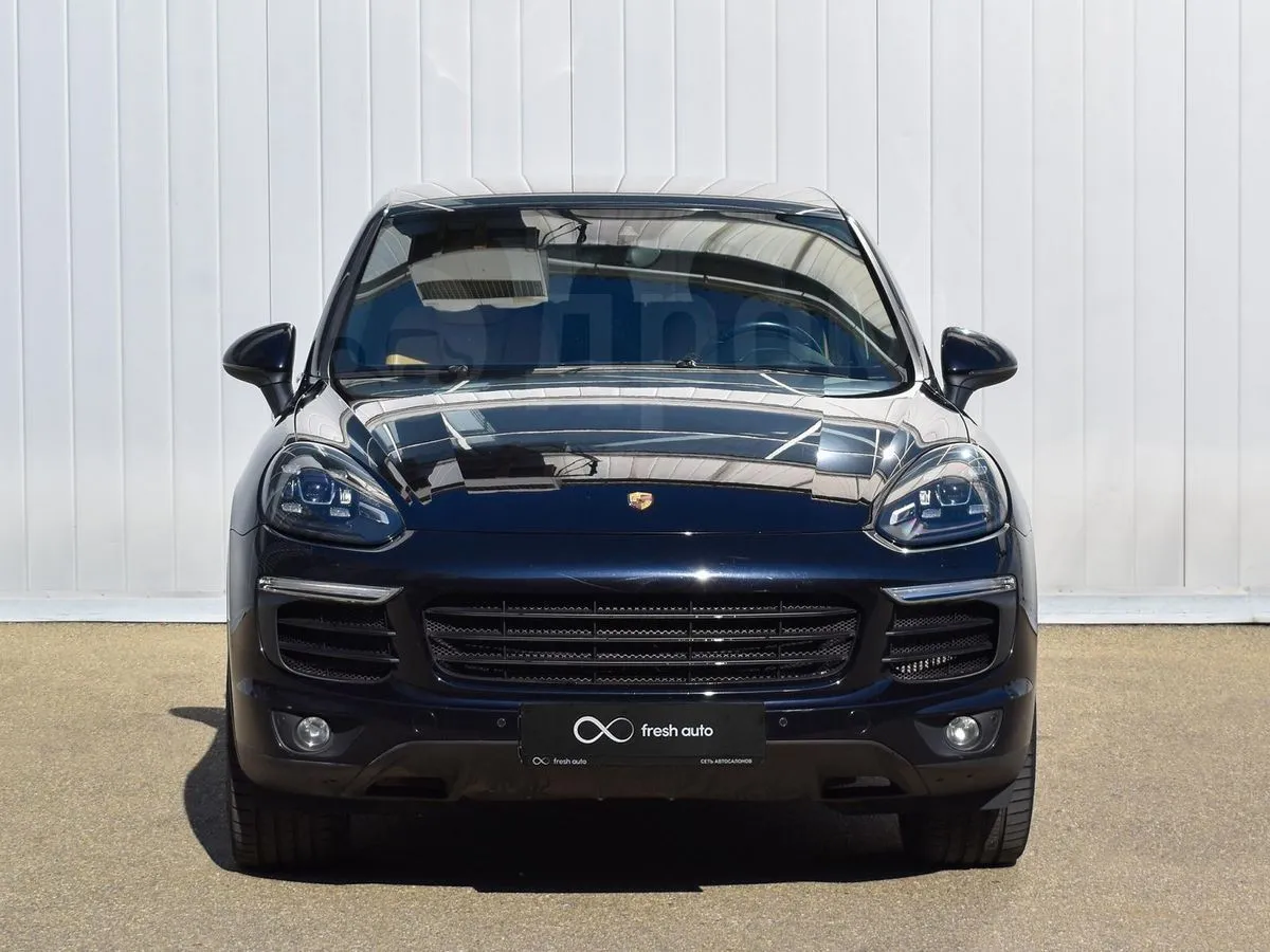 Porsche Cayenne Image 8