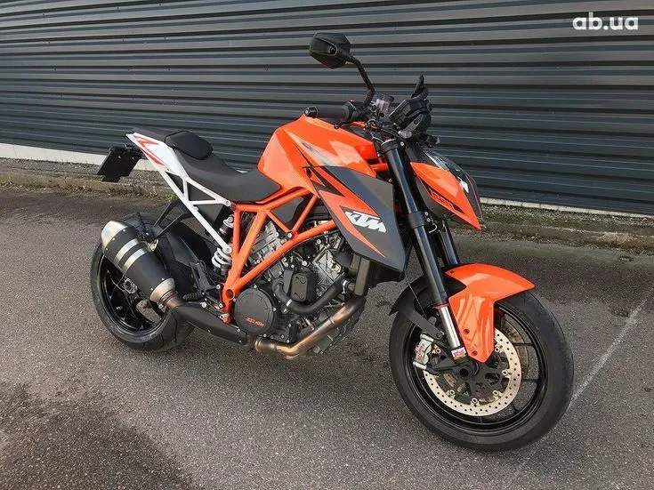 KTM 1290 Image 1